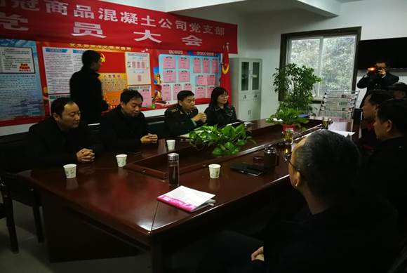 銅官區(qū)區(qū)委常委、人武部到商品混凝土公司開展專項督導(dǎo)工作